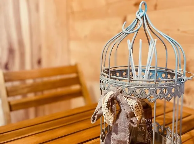 Les Roulottes De La Basse Maunerie Bed & Breakfast 3*